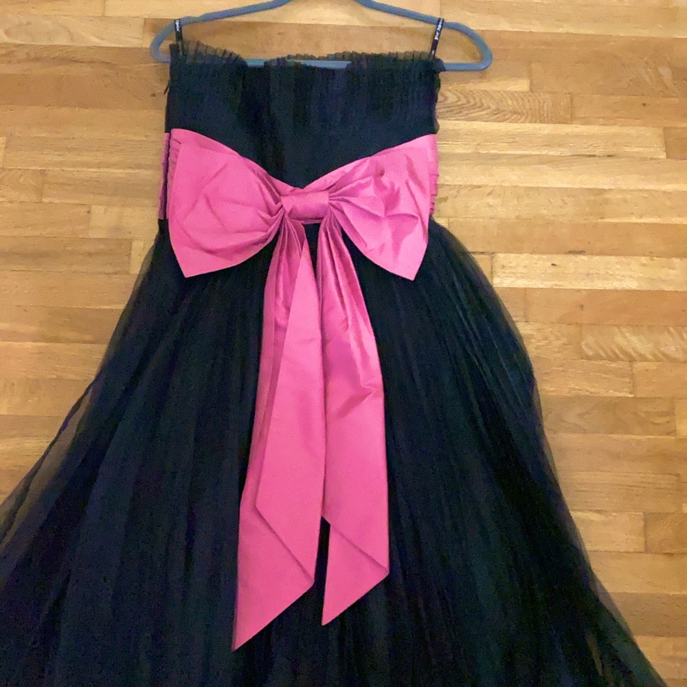 Betsey Johnson Black Dress Pink Bow - Picture 2 of 8